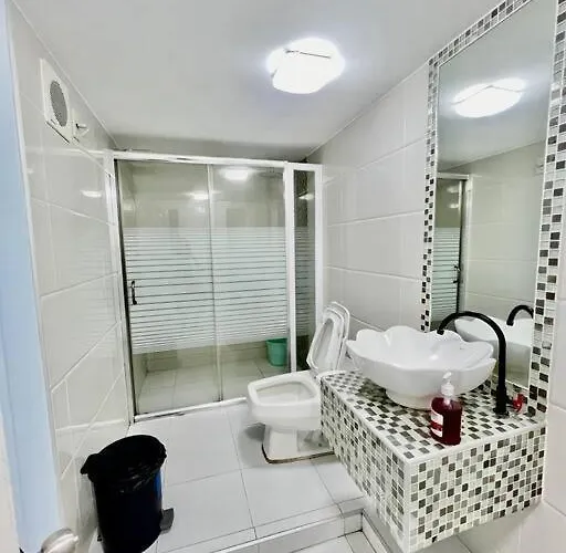 2br Unit At The Center Of *